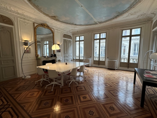 Photo salle de réunion.jpg